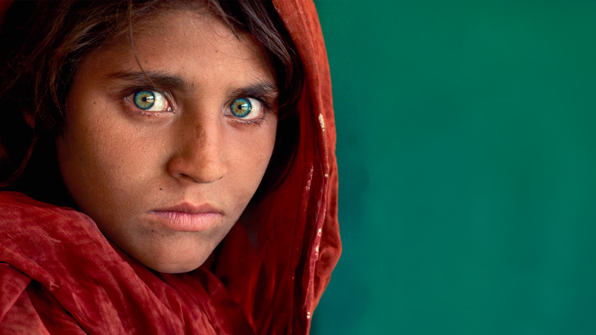 Steve Mccurry, Goat Tower Arts Gallery, 2023